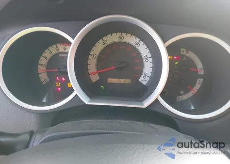 2013 Toyota Tacoma Prerunner z USA, uszkodzony, nr VIN 5TFJX4GN4DX017034